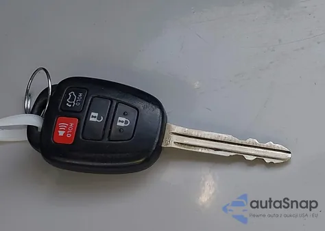 2015 Toyota Rav4 Xle из США, поврежденный, VIN 2T3WFREV4FW175230